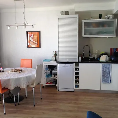 Vista Mar Y Parking En Av-27 Apartment Roses